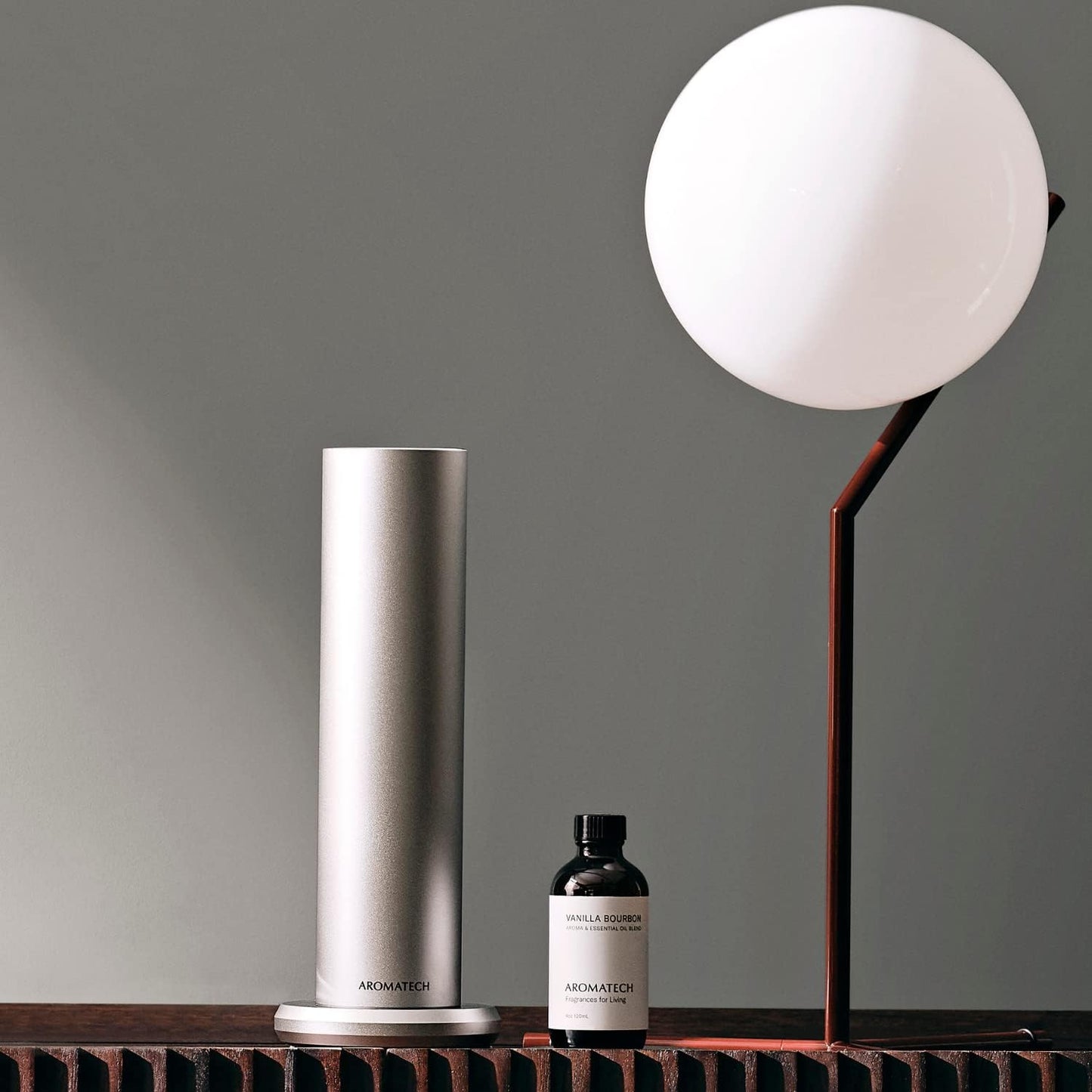 AromaTech Vanilla Bourbon Aroma Essential Oil Blend: Luxury Hotel Inspired Aromatherapy with Vanilla Bean, Bourbon & Oak Barrel for Ultrasonic Diffusers & Nebulizers - 4 fl oz, 120 mL