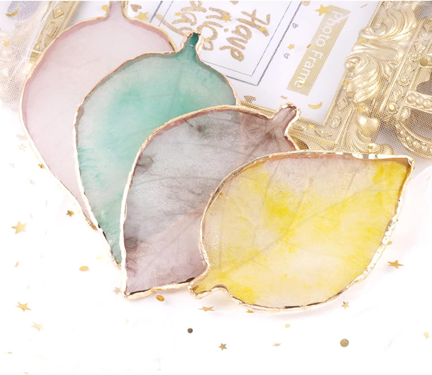 1 Piece Nail Art Palette Nail Polish Palette Mixing Palette Makeup Plate Nail Plate for Nail Art Nail Tip Holder Nail Art Display (yellow leaf)