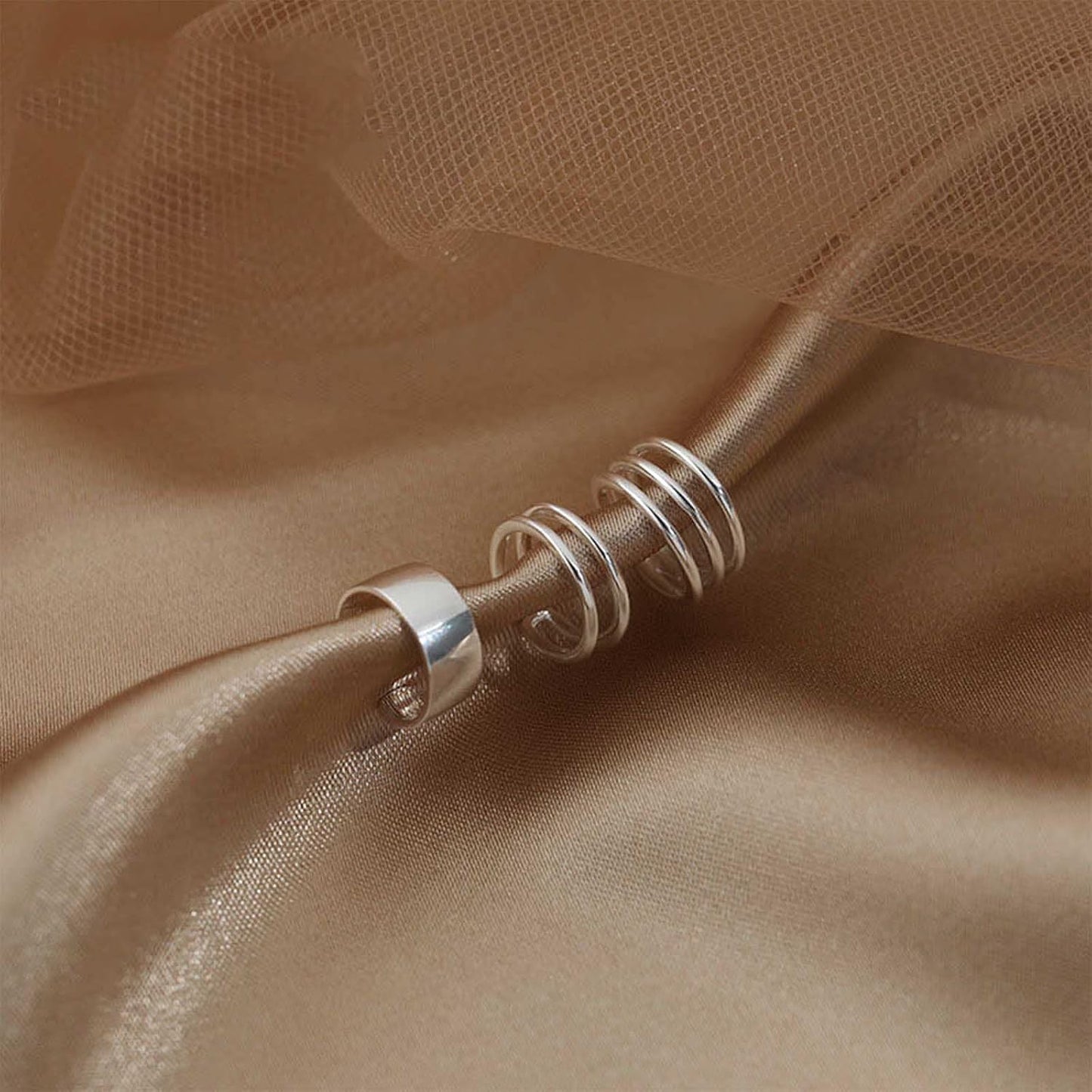 Boho Cartilage Ring Earrings Double Lines Ear Cuffs Set Minimalist Fake Helix Earcuff Earrings Simple No Piercing Earrings Jewelry for Women and Girls