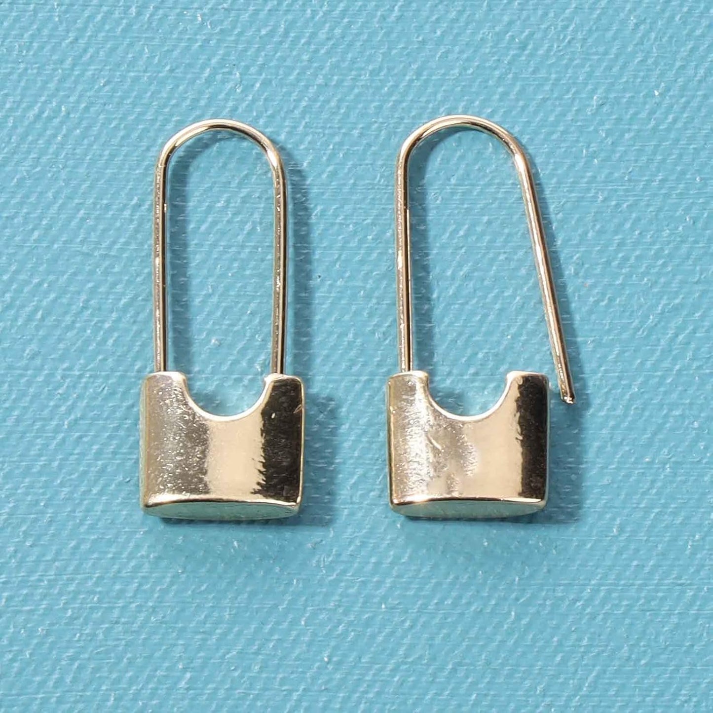 Boho Lock Hoop Earrings Safety Pin Hoop Earrings Gold Lock Huggies Hoop Earrings Personlized Padlock Earrings Jewelry for Women and Girls