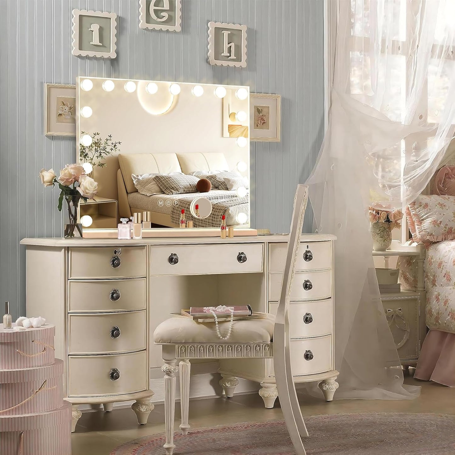 Hollywood Vanity Mirror with Lights, 18 Dimmable Bulbs, 3 Color Lights,Make Up Lighted Mirror, Aluminum Metal Frame, USB Charging Port（32" x 24"）