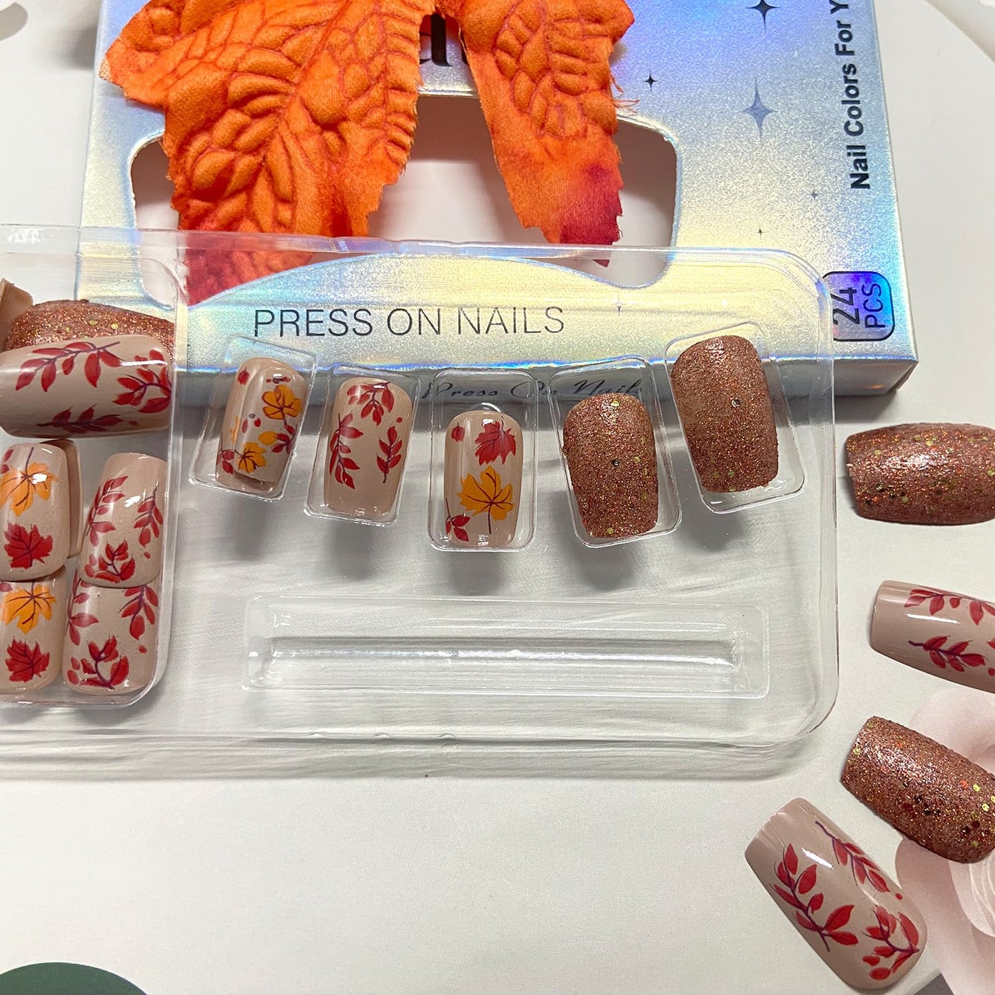Glitter Fall Press on Nails Thanksgiving Maple Leaf Fake Nails Medium Square Vintage Glue on Nail Glossy Autumn Maple Leaf Stick on Nail for Women DIY Manicure